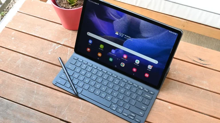 10 Best Small Tablets of 2024: Top Picks for the Ultimate Experience