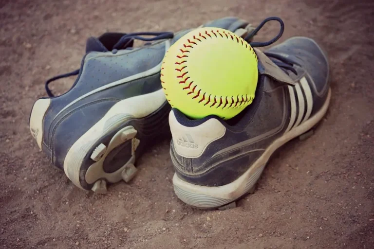 10 Best Softball Cleats