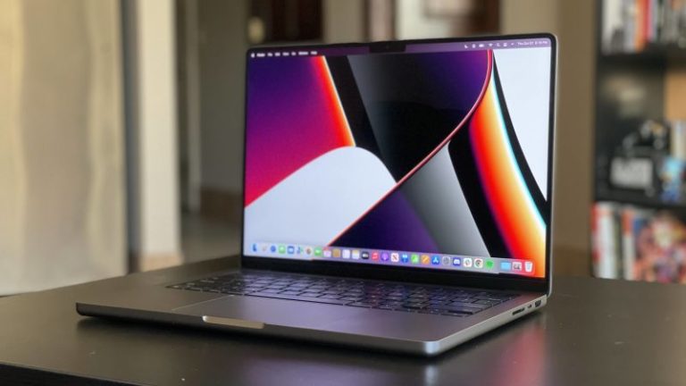 Best Display for MacBook Pro: Top Picks of 2024 for Stunning Visuals