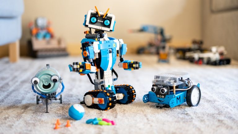 10 Best Robot Toys for Kids in 2024: Fun and Innovative Picks