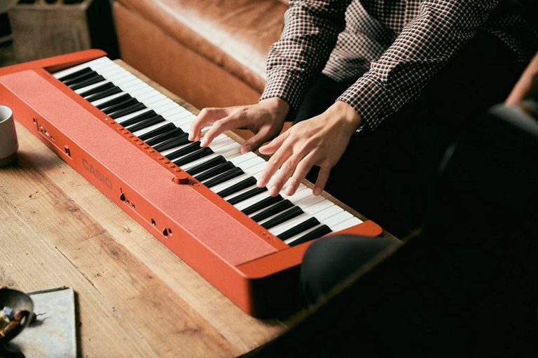 10 Best Starter Pianos for Beginners: Top Picks for 2024