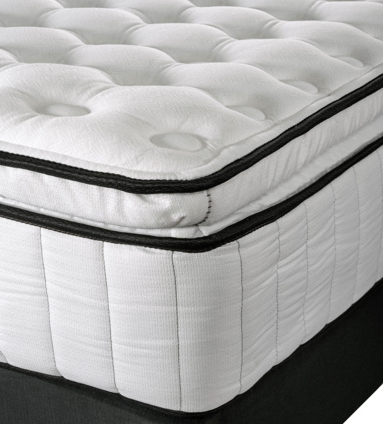 10 Best Queen Bedding Products for a Luxurious Sleep Experience in 2024