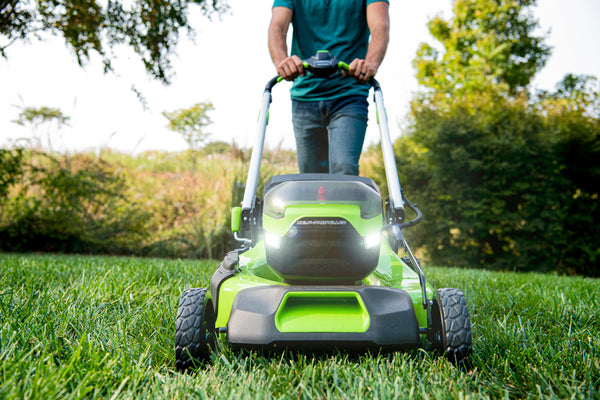 Cordless Weed Trimmer Buying Guide: Choose the Best for Your Garden