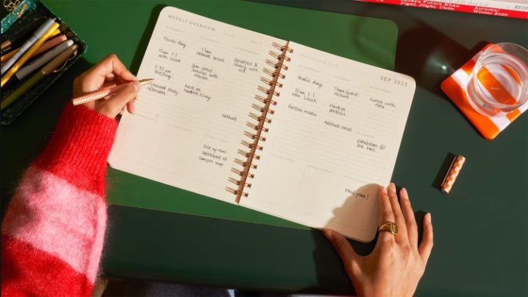 10 Best Daily Planners for 2024: Top Picks for Effective Organization