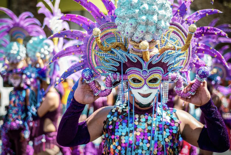 Best Mardi Gras Outfits 2024: Celebrate in Style with Top Picks!