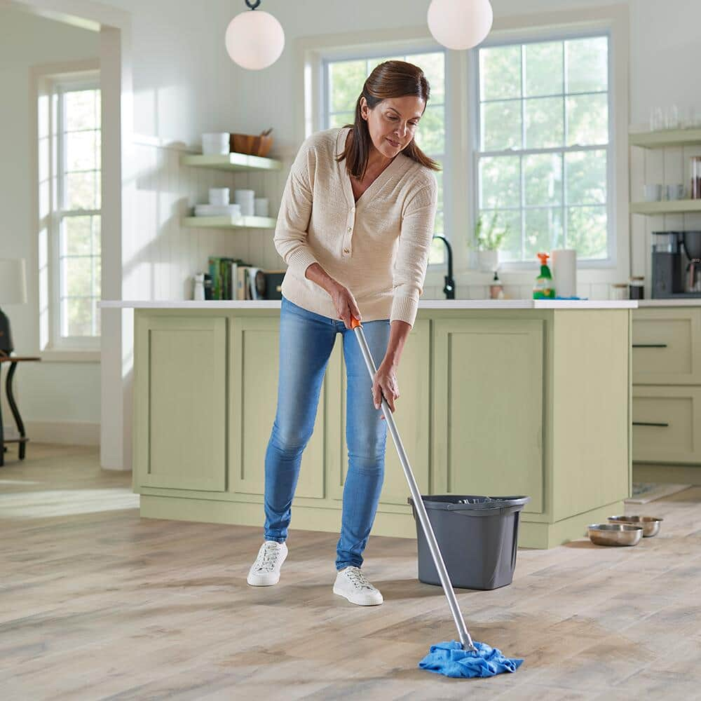 Broom Buying Guide: Choose the Perfect Broom for Your Cleaning Needs