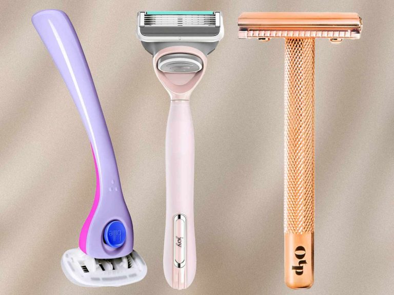 Women’s Razor Buying Guide: Essential Tips for the Perfect Shave!