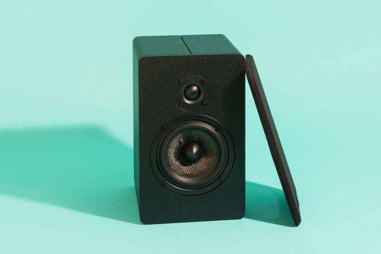 10 Best Speakers for Vinyl: Top Picks for 2024