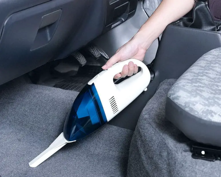 Car Vacuum Cleaner Buying Guide: Find the Best Clean for Your Ride