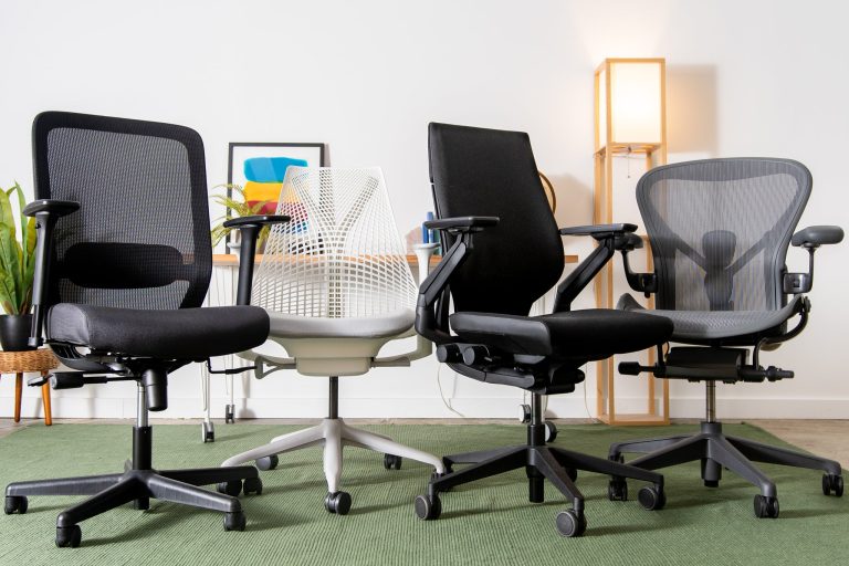 10 Best Office Chairs for Big Guys in 2024: Top Picks from Reddit