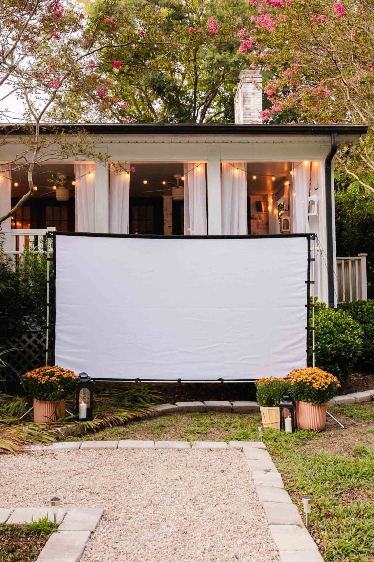 10 Best Outdoor Movie Screens for Amazing Backyard Movie Nights in 2024