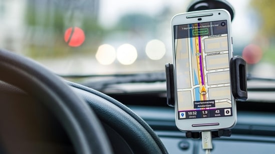 10 Best iPhone Car Mounts for 2024: Top Picks for Safe Driving