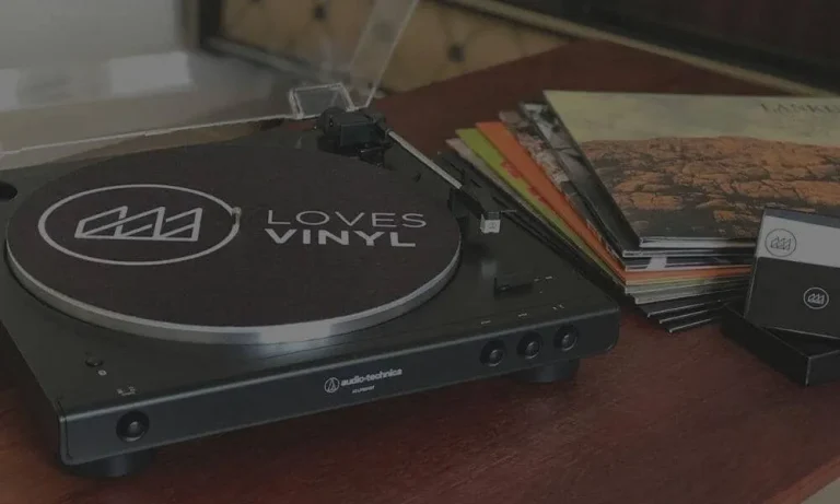 Record Player Buying Guide: Essential Tips for Choosing the Perfect Turntable