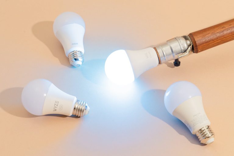 10 Best Rechargeable Light Bulbs for Table Lamps in 2024