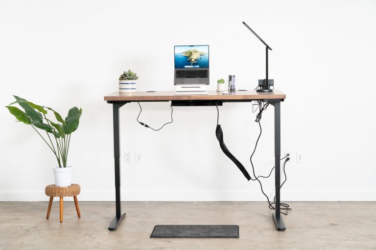 10 Best Standing Desks of 2024: Elevate Your Workspace Today!