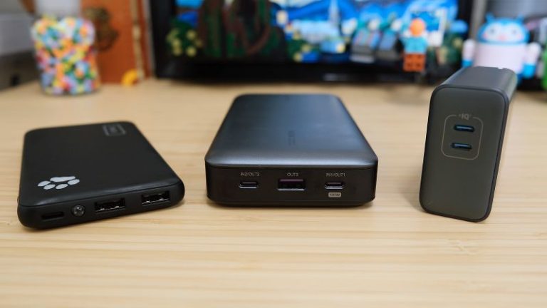 10 Best Portable Phone Battery Chargers for 2024: Top Picks Reviewed